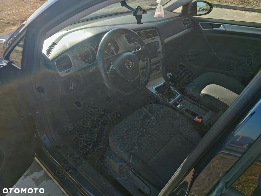 Volkswagen Golf 1.6 TDI BlueMotion Trendline - 9