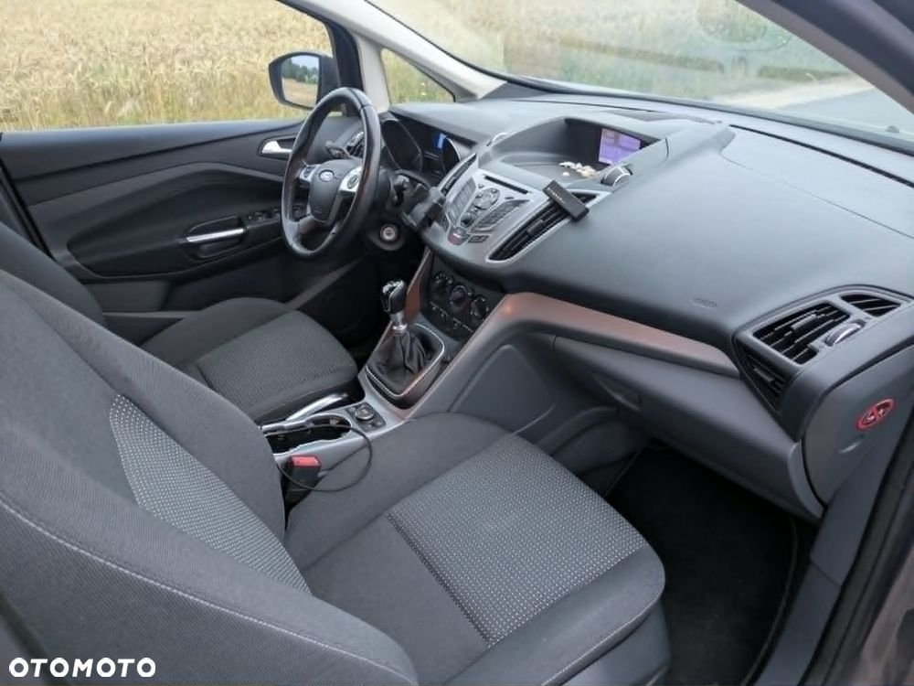 Ford C-MAX - 11