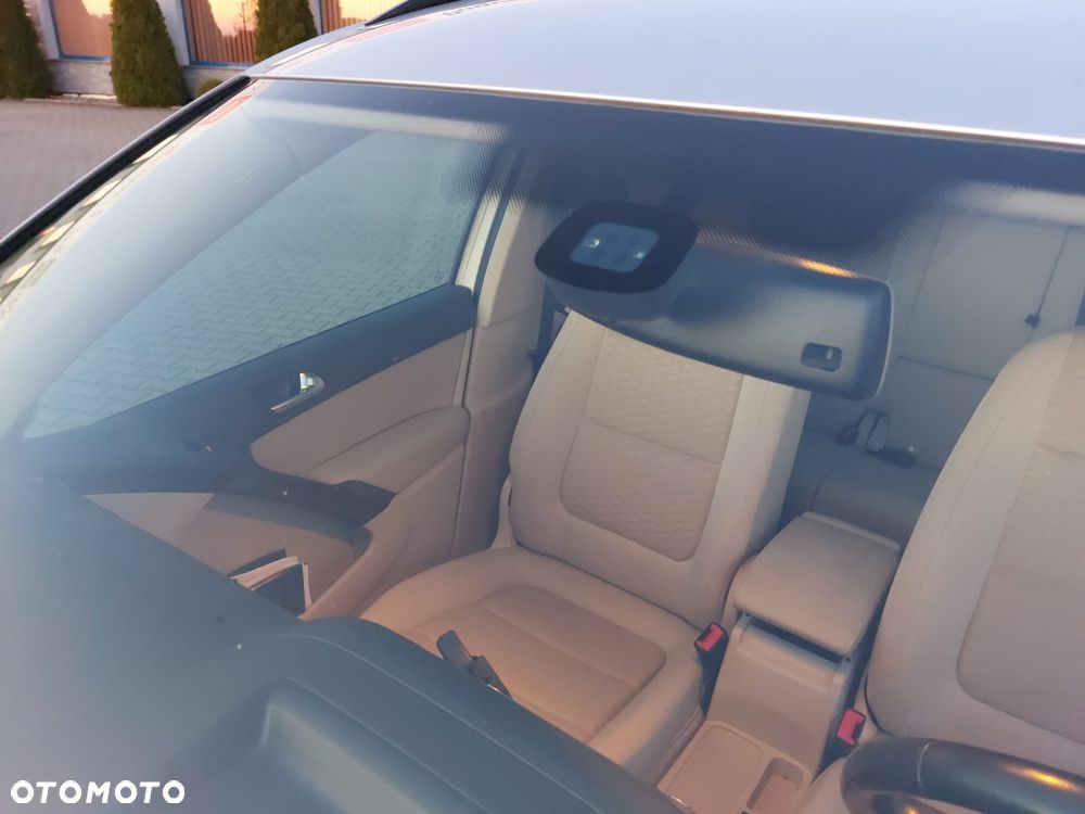 Volkswagen Tiguan 2.0 TDI DPF 4Motion DSG Track & Field - 36