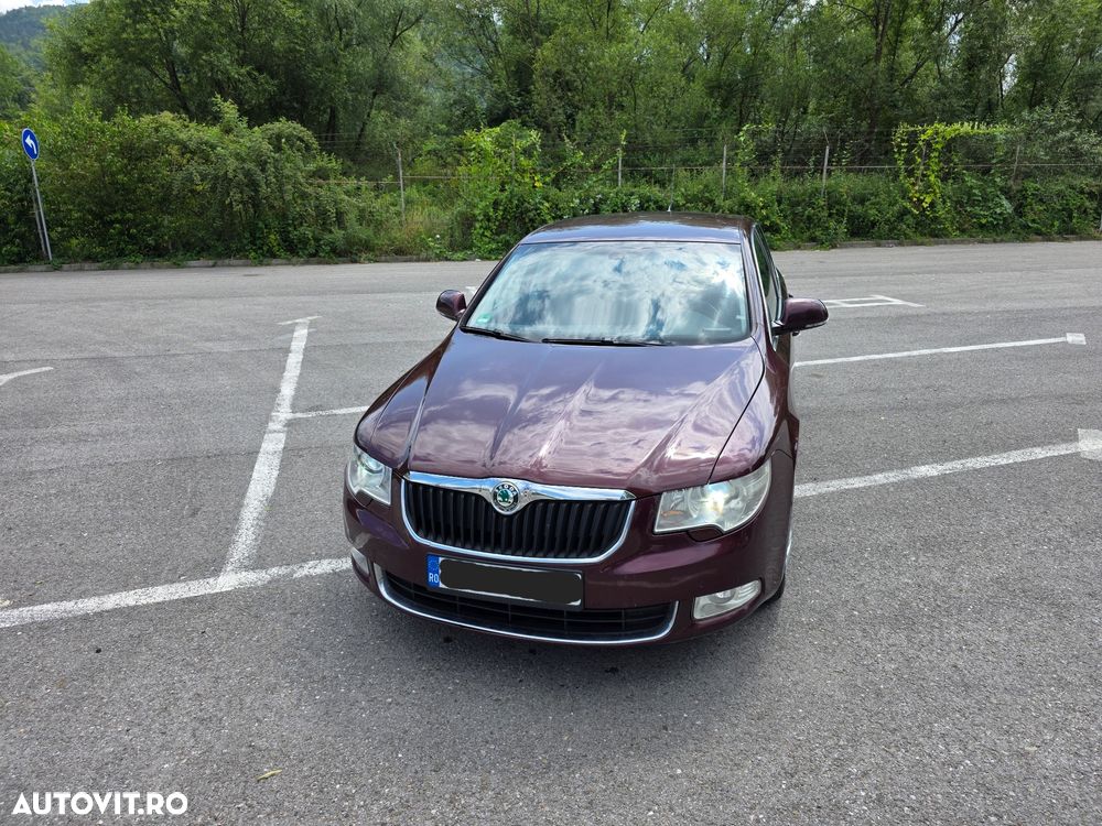 Skoda Superb 2.0 TDI Ambition DSG - 5