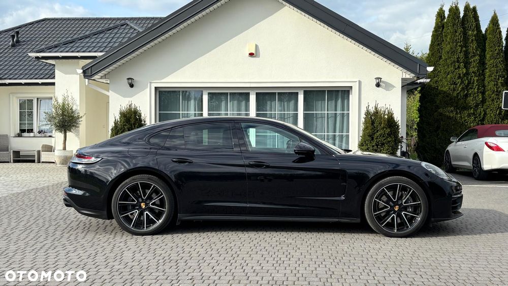 Porsche Panamera 4 E-Hybrid - 2