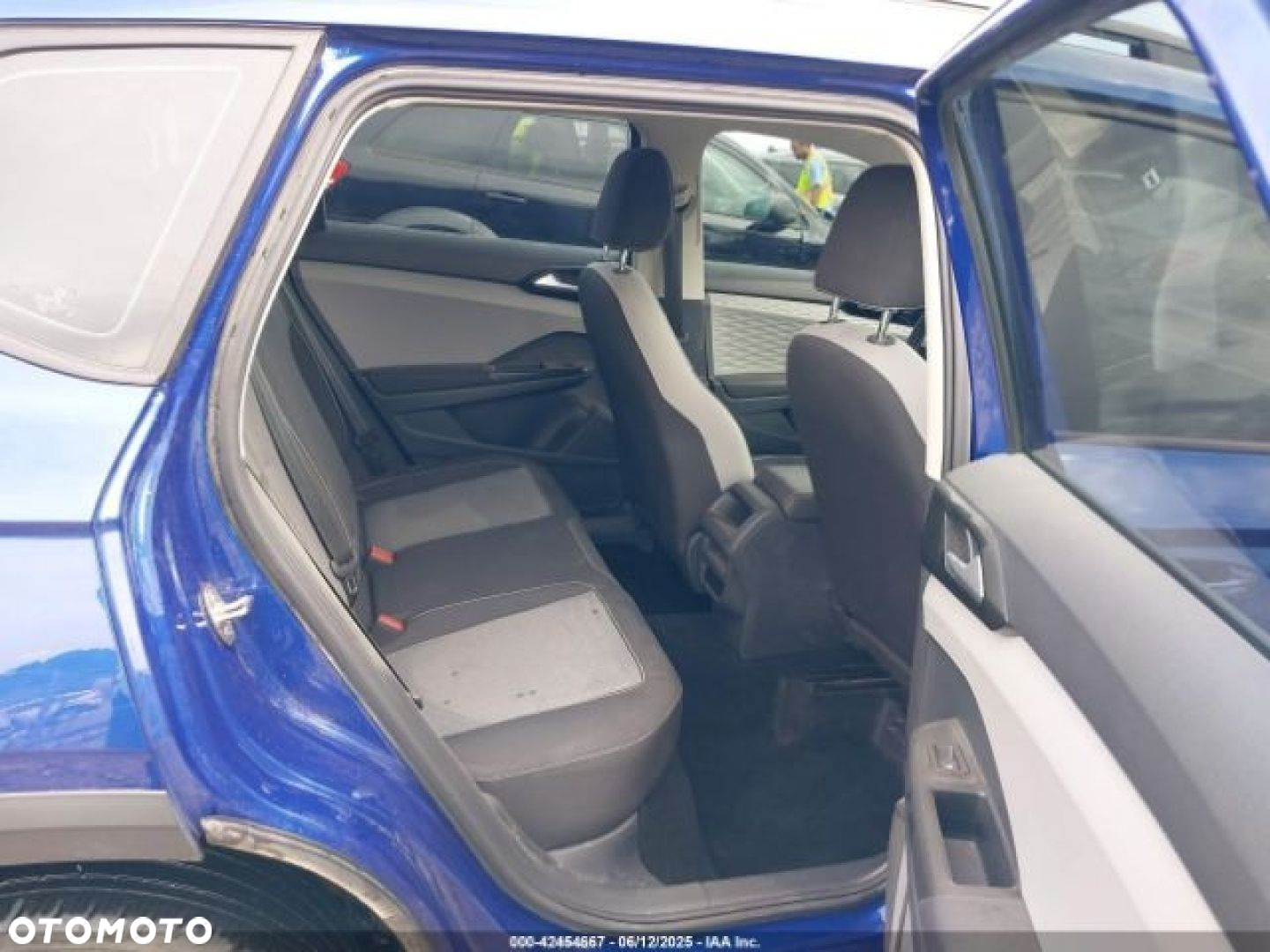 Volkswagen Inny - 10