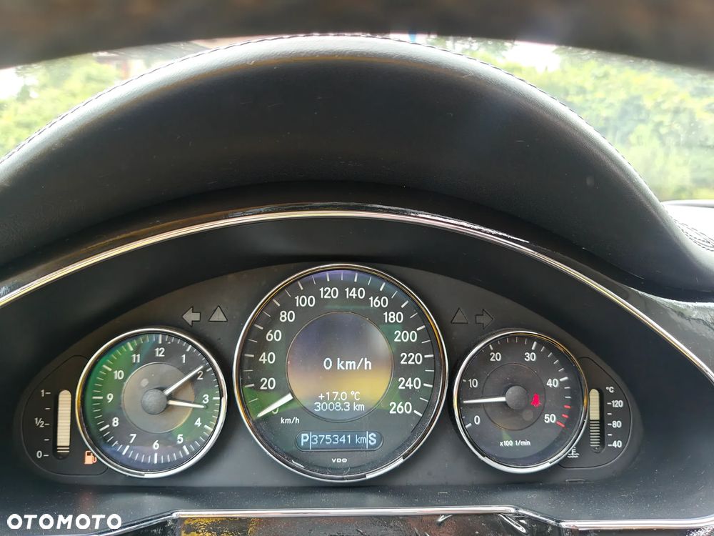 Mercedes-Benz CLS 320 CDI 7G-TRONIC - 24
