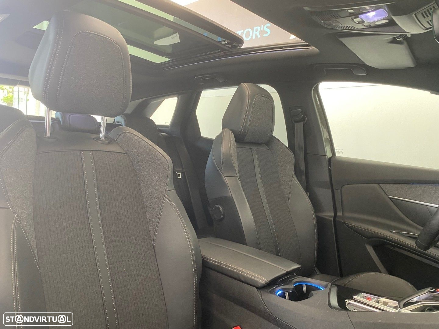 Peugeot 3008 1.6 Hybrid GT Line e-EAT8 - 23