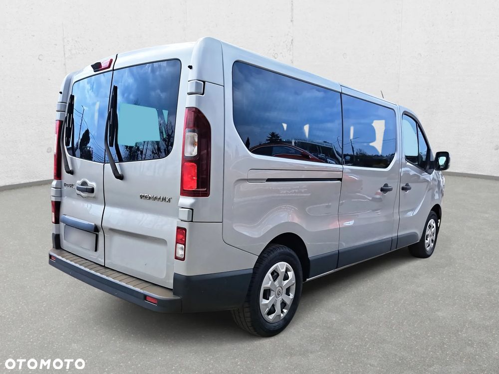 Renault Trafic 9 Miejsc - 4