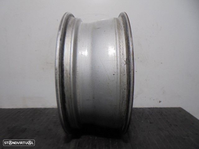 JANTE TOYOTA AVENSIS 2004 - 1