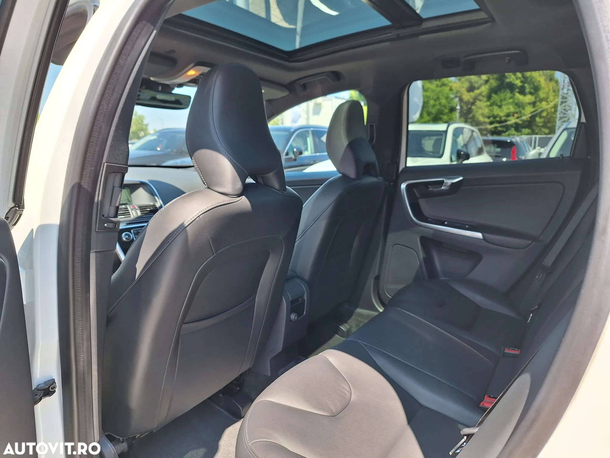 Volvo XC 60 D4 Geartronic Inscription - 10