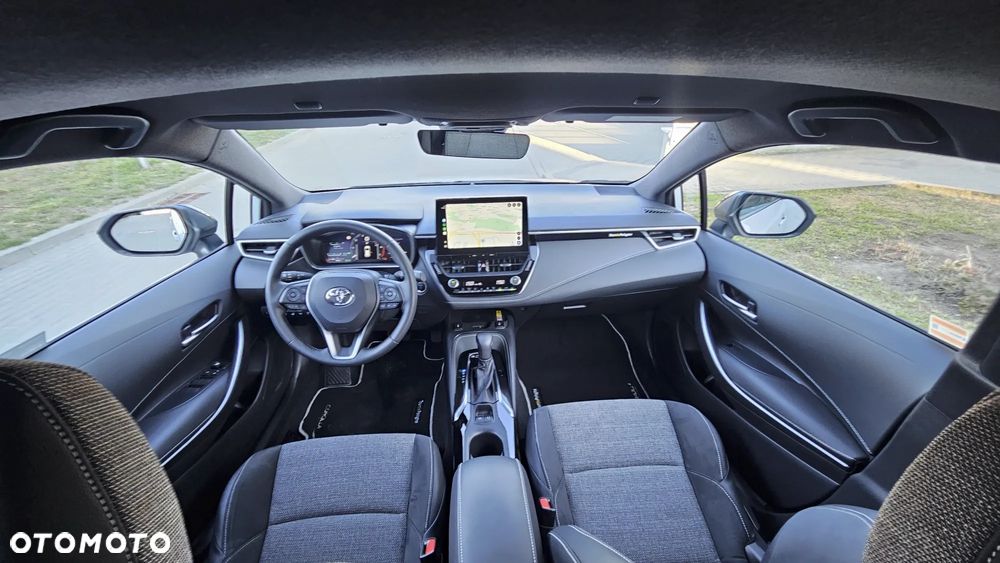 Toyota Corolla 1.8 Hybrid Tour de Pologne - 11