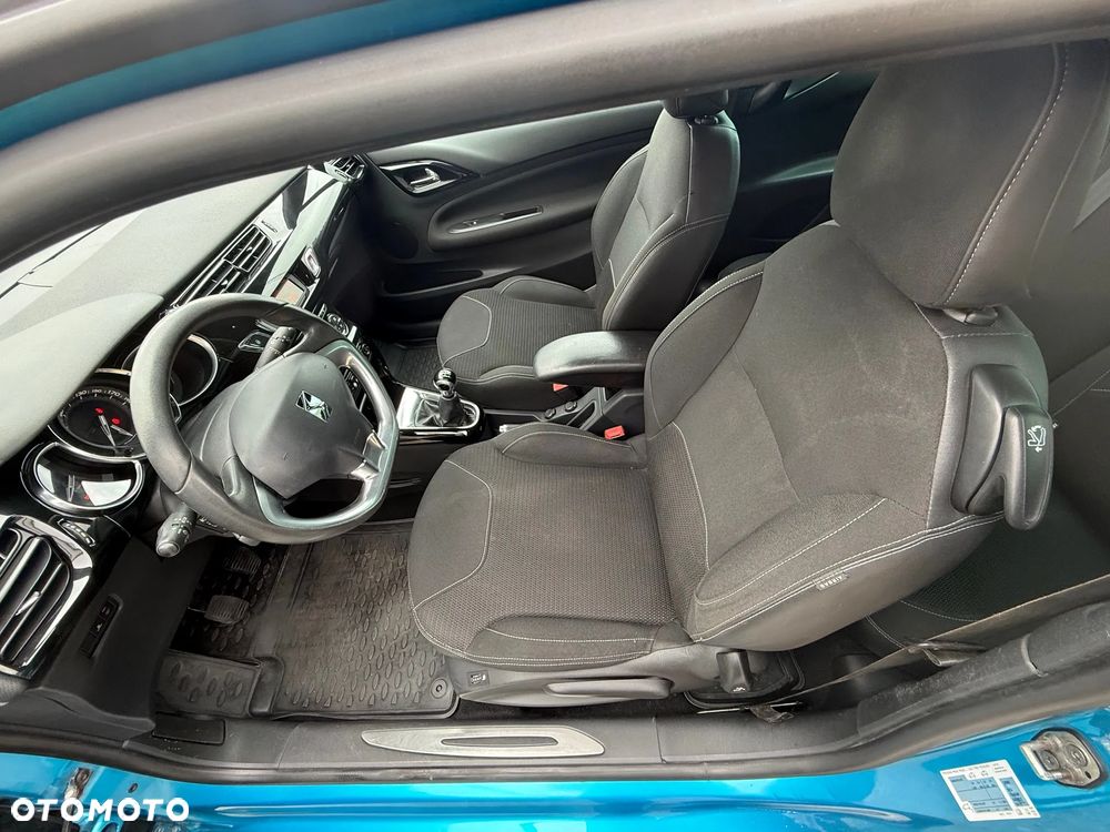 Citroën DS3 e-HDi 90 FAP SoChic - 9