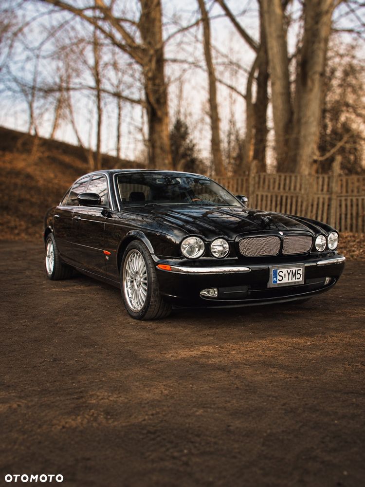Jaguar XJR - 3