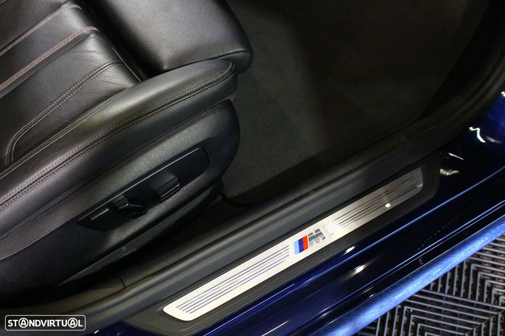 BMW 520 e Pack M - 19