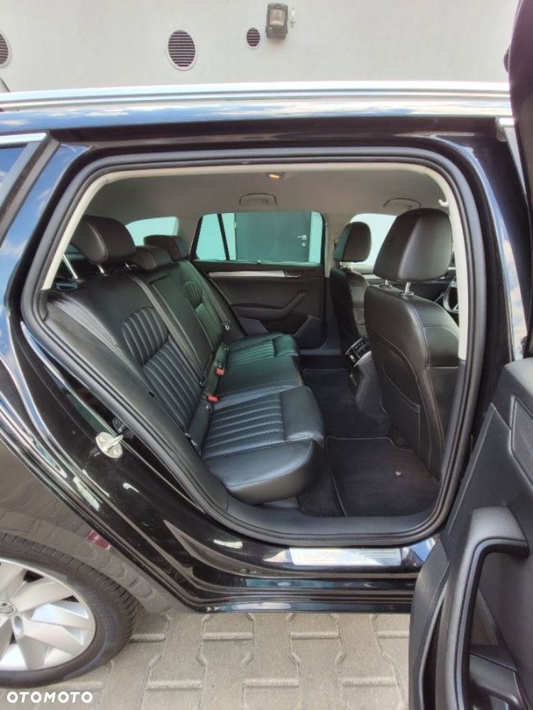 Skoda Superb 2.0 TDI Style - 17