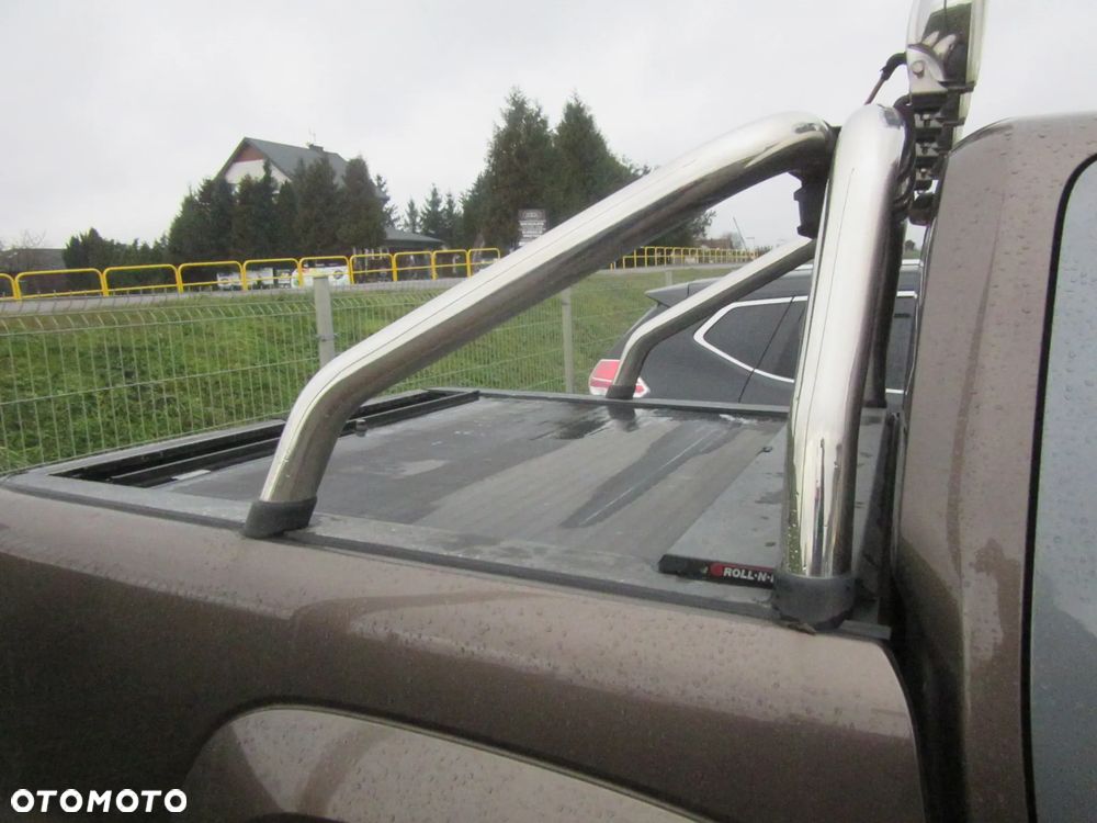 Volkswagen AMAROK  Zabudowa paki Roll N Lock Orurowanie PROGI - 10