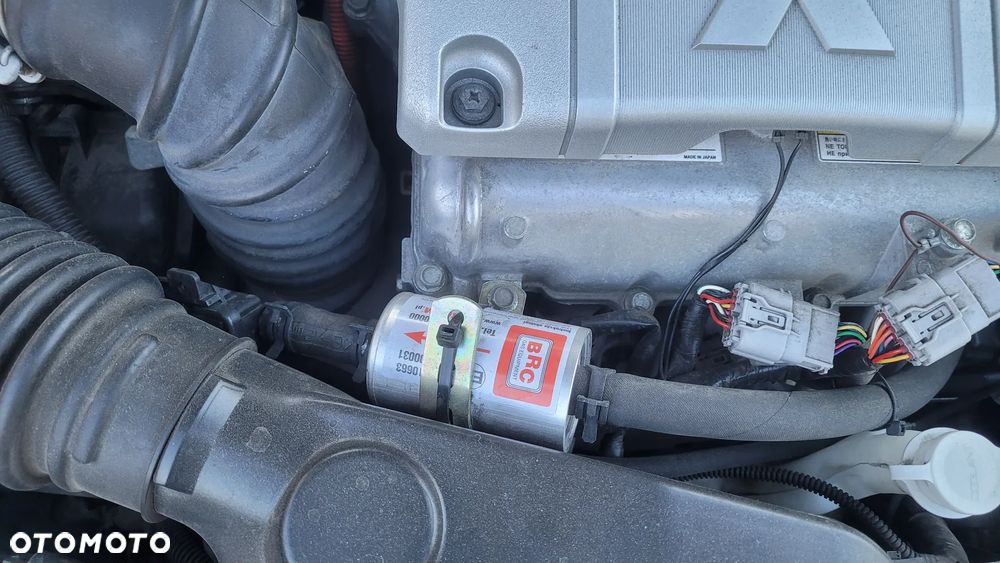 Mitsubishi Outlander - 18