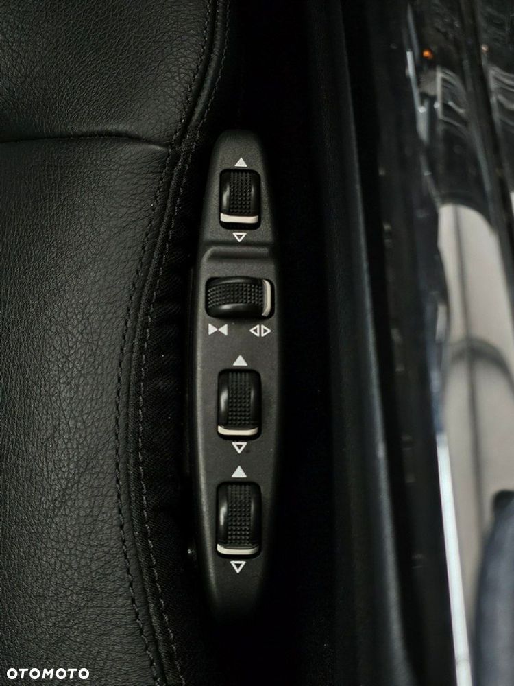 Mercedes-Benz Klasa E - 29