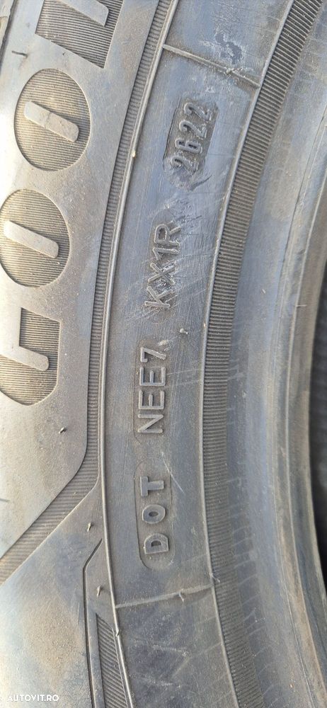 235 55 19 Goodyear - 8