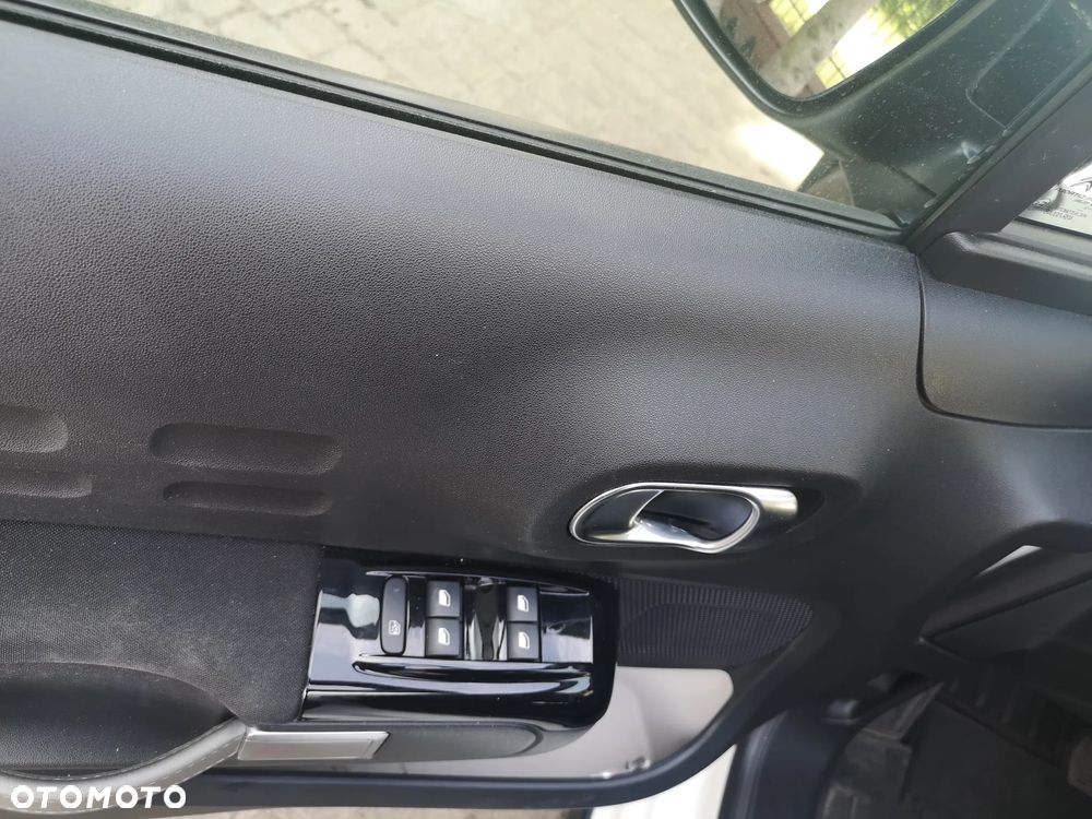 Citroën C3 1.2 PureTech Elle S&S EAT6 - 16