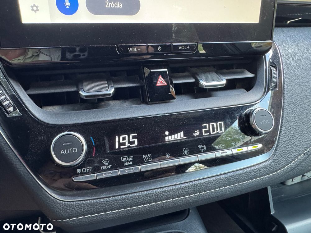 Toyota Corolla 1.8 Hybrid Comfort - 34