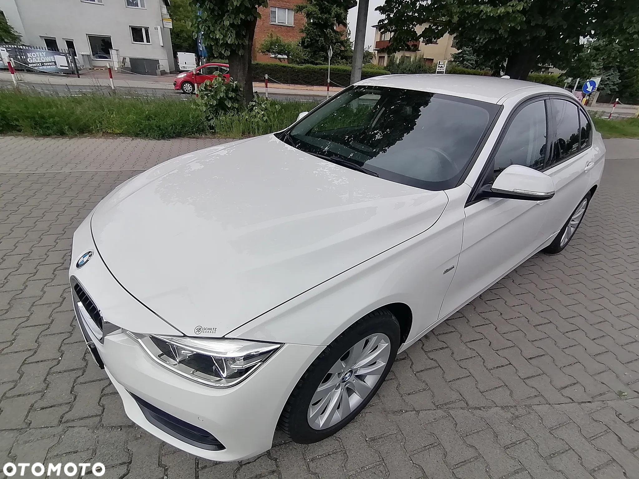 BMW Seria 3 320i Advantage sport - 16