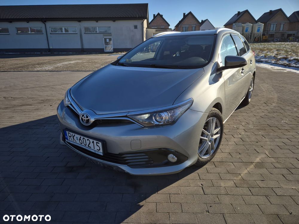 Toyota Auris 1.6 Premium Comfort - 1