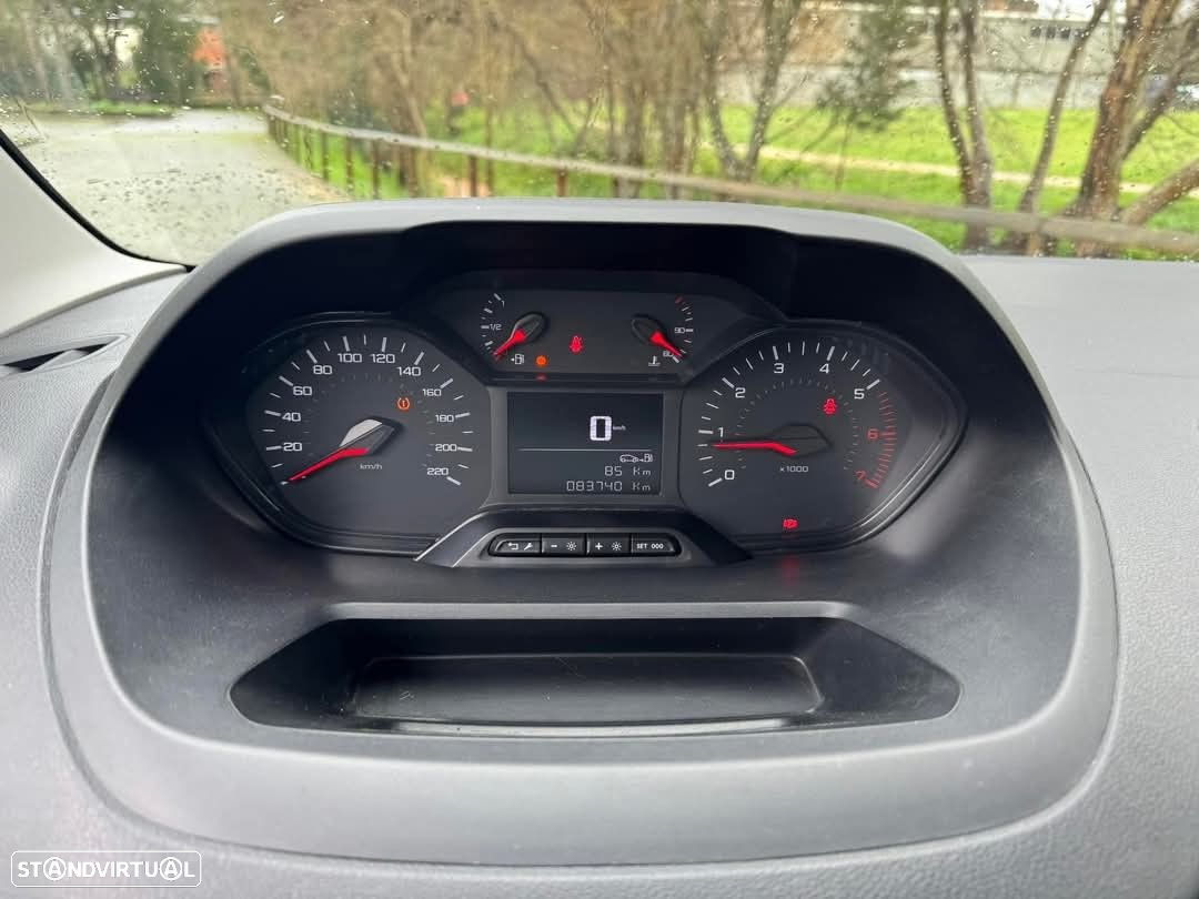 Peugeot Partner 1.5 BlueHDi Premium Standard - 24