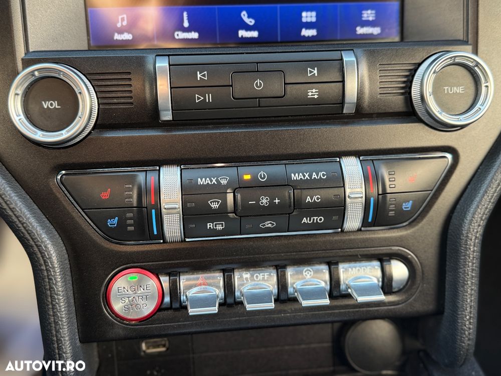 Ford Mustang Cabrio 2.3 Eco Boost - 11