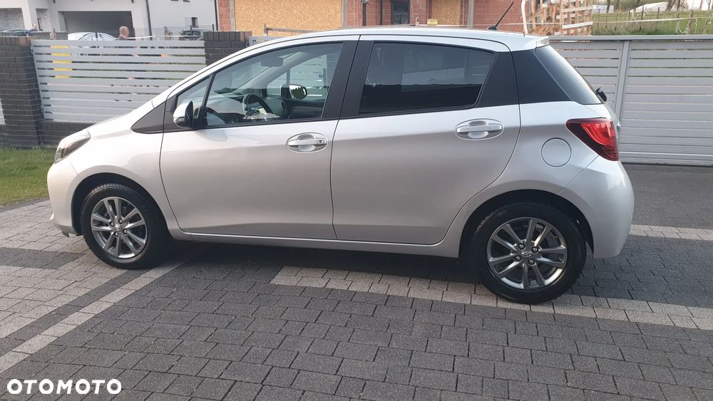 Toyota Yaris - 8