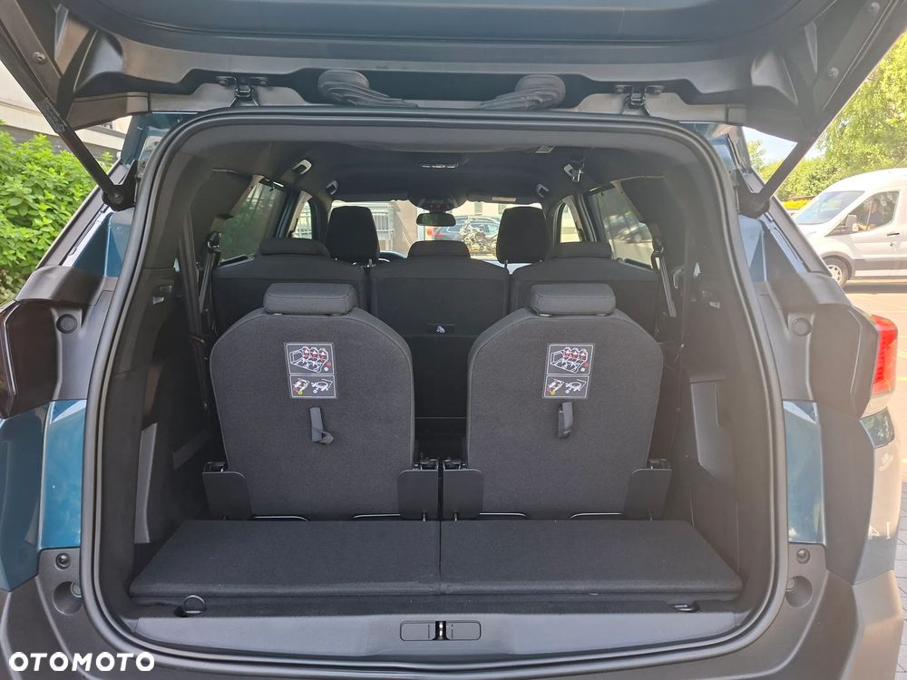 Peugeot 5008 - 19