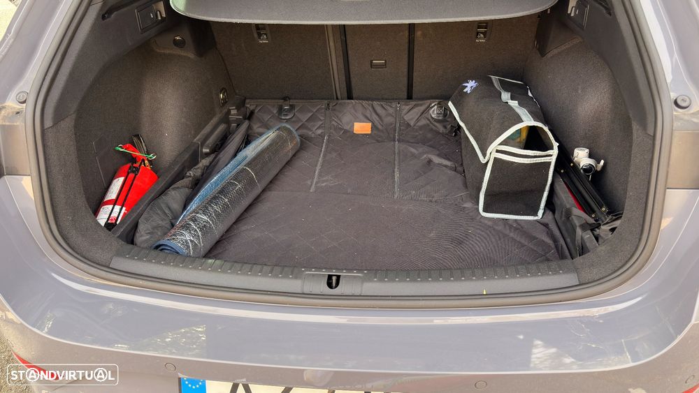 Cupra Leon ST 1.5 eTSI MID DSG - 12