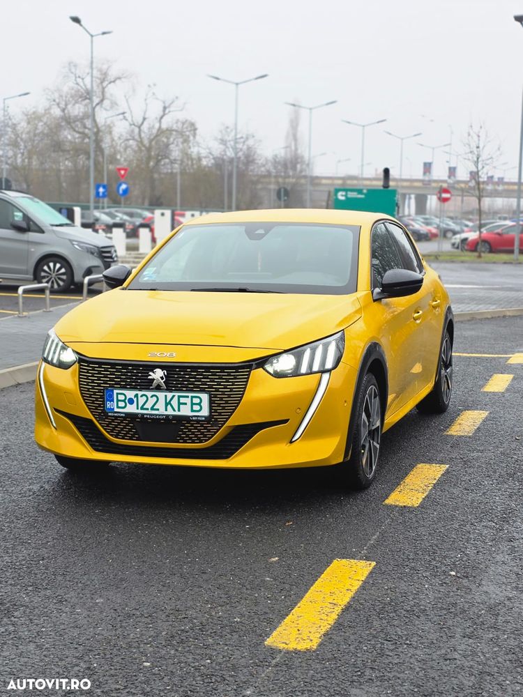 Peugeot 208 e-208 GT-Line - 3
