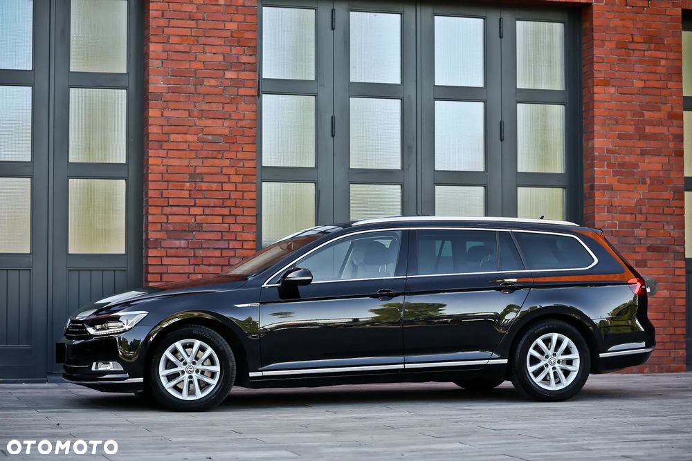 Volkswagen Passat Variant 2.0 TDI SCR 4Motion DSG Highline - 9