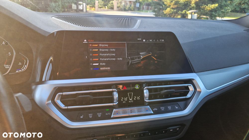 BMW Seria 3 330d MHEV M Sport sport - 30