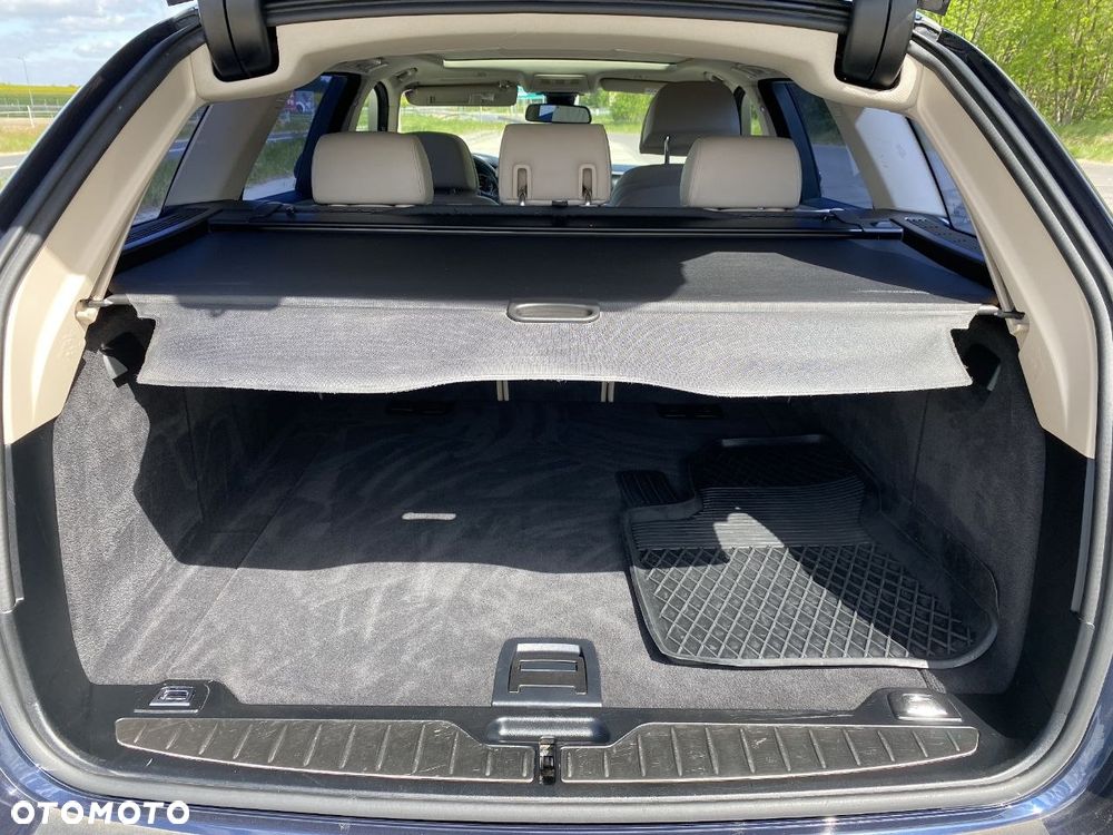 BMW Seria 5 530d xDrive Luxury Line - 31