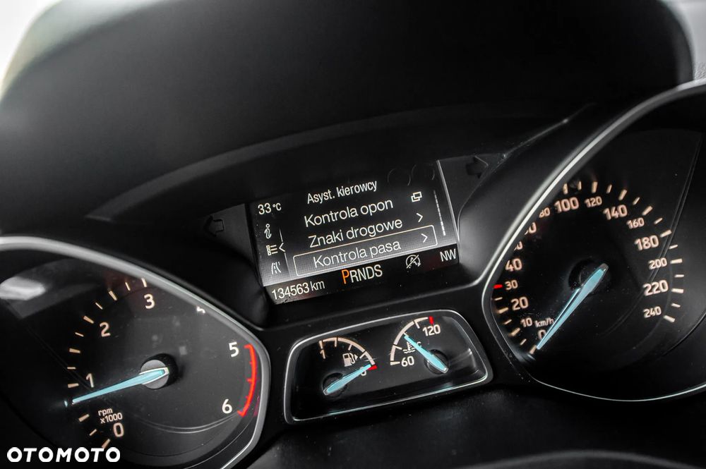 Ford Kuga 2.0 TDCi AWD ST-Line - 23