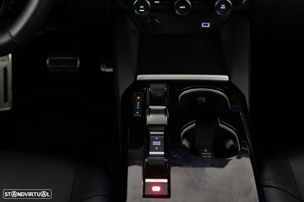 Citroën C5 X 1.6 Hybrid Shine Pack e-EAT8 - 18