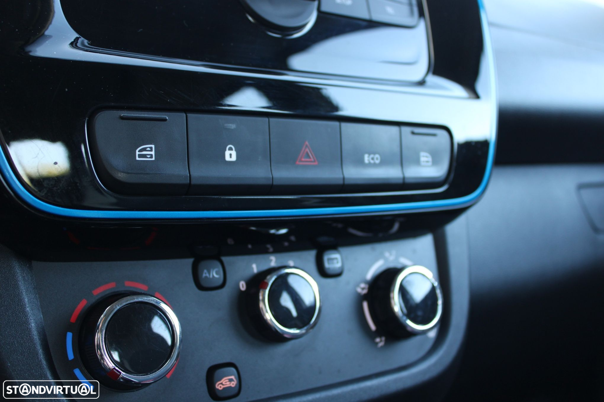 Dacia Spring Comfort - 10