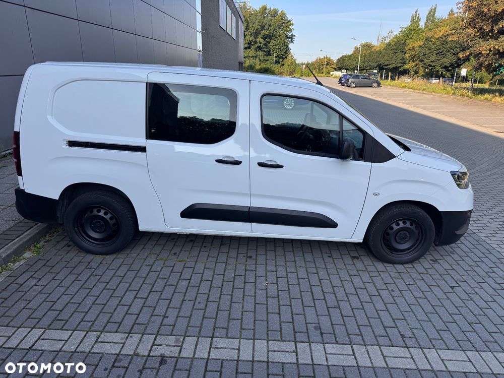 Toyota ProAce Kombi 1.5 D-4D Medium 2,6t - 15