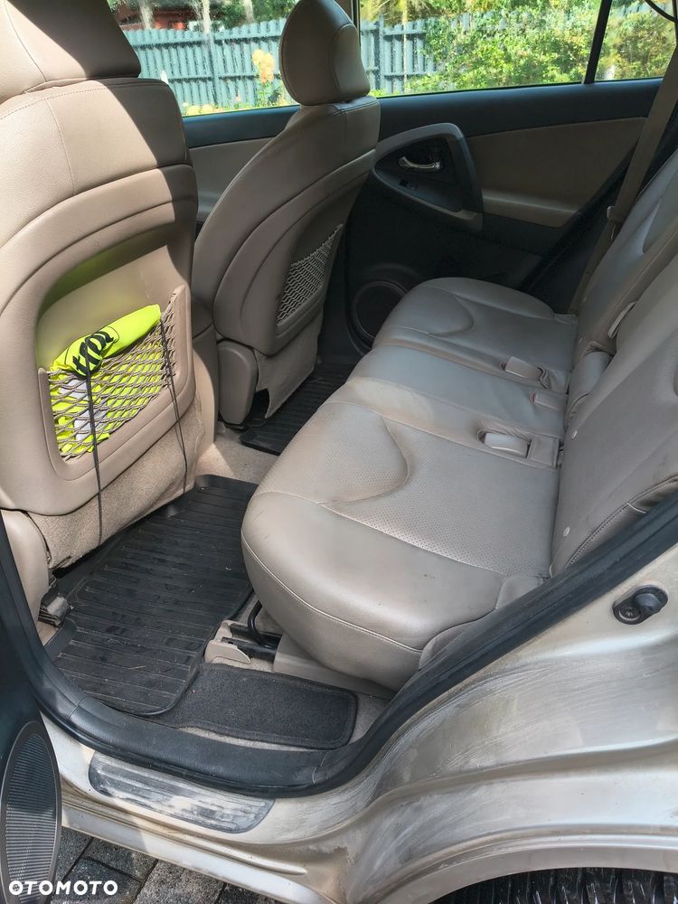 Toyota RAV4 2.0 VVT-i Prestige - 7