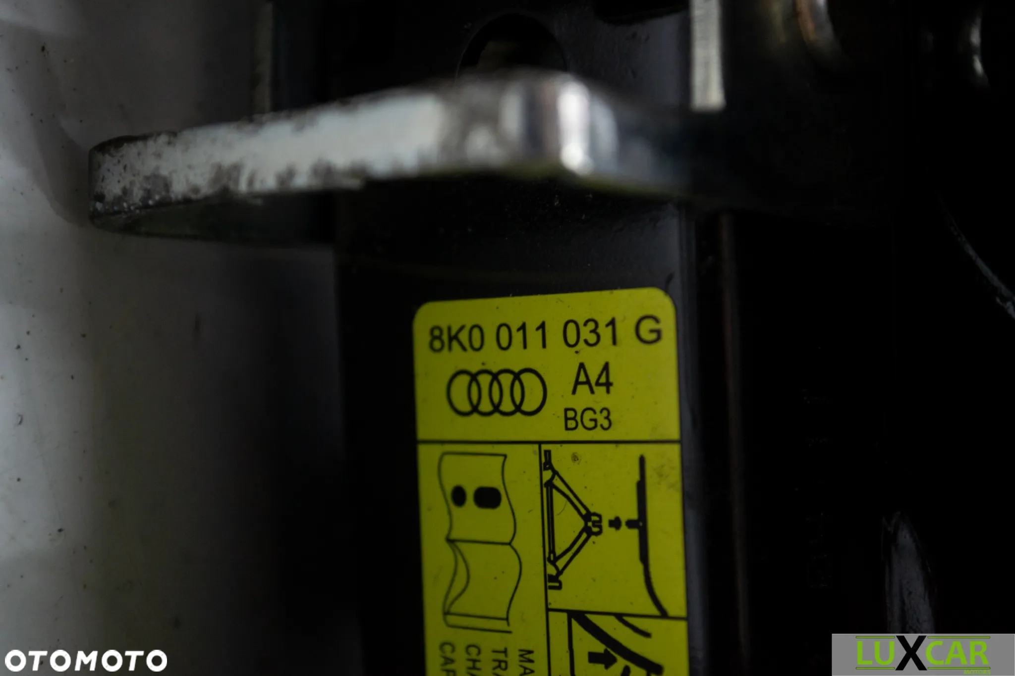 AUDI A4 B8 WKŁAD WKŁADKA KOŁA ZAPASOWEGO LEWAREK HAK KLUCZ 8T0012109A GORLICE - 5