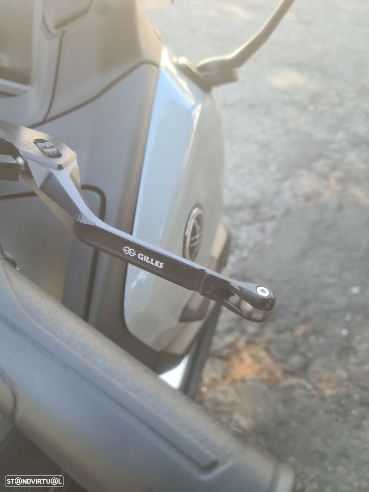 Yamaha TMAX tech max - 11