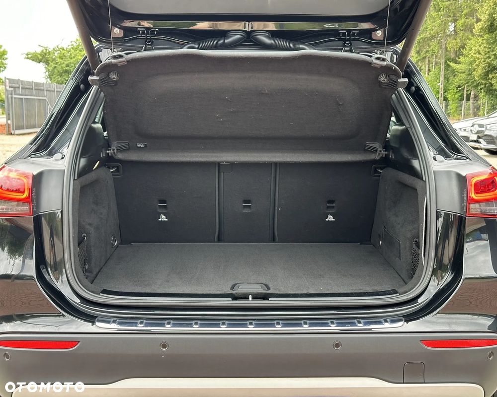 Mercedes-Benz GLA 200 Style - 16