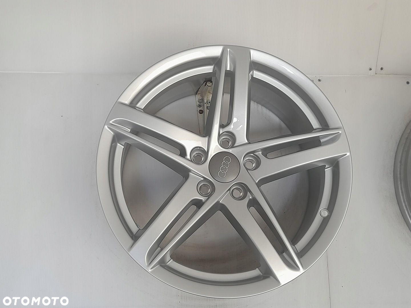 Felgi aluminiowe Audi 8K0071498A 18 5x112 ET47 - 3