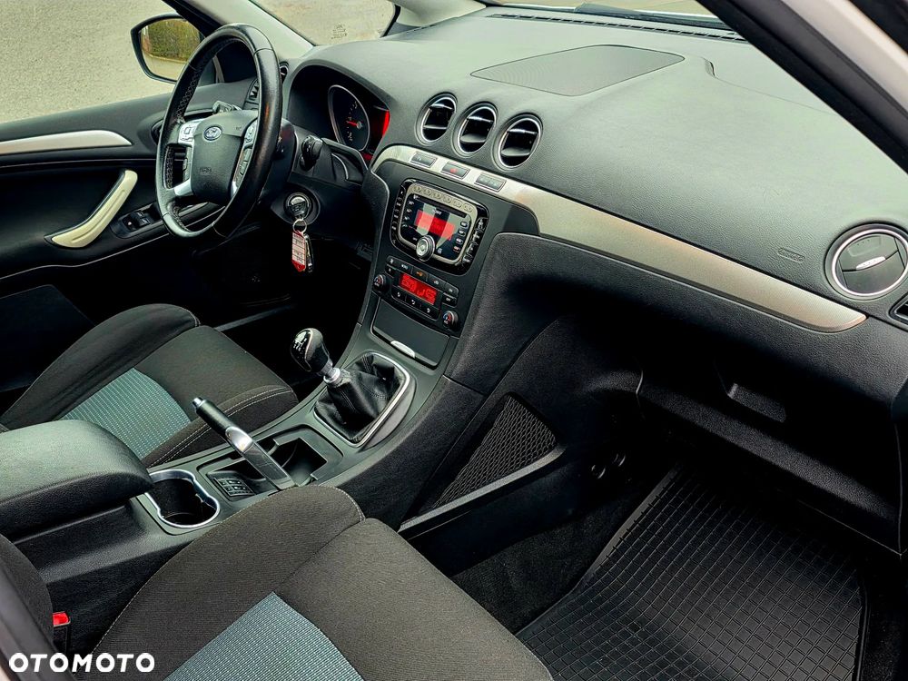 Ford S-Max 2.0 TDCi DPF Trend - 16