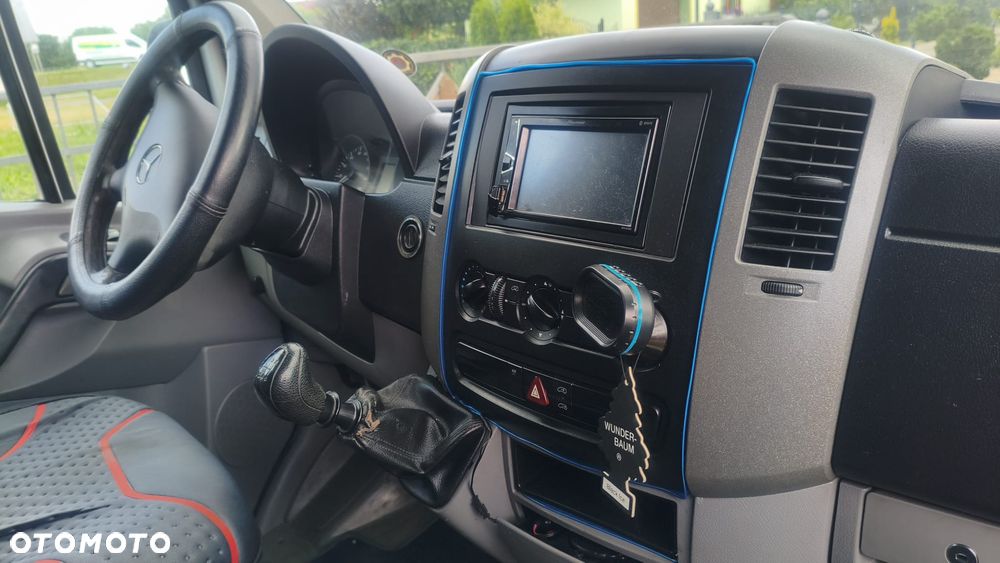 Mercedes-Benz SPRINTER - 9