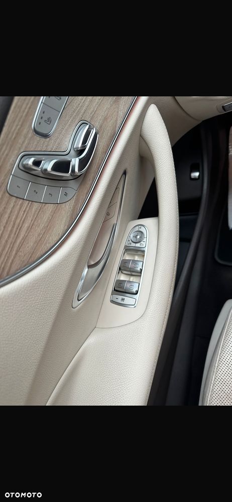 Mercedes-Benz Klasa E 400 4Matic 9G-TRONIC AMG Line - 10
