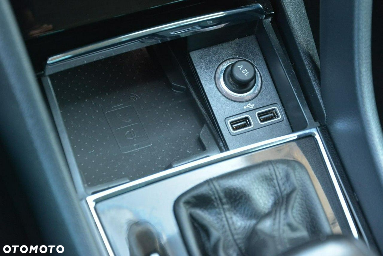 Skoda Karoq 1.5 TSI ACT 4x2 Ambition DSG - 34