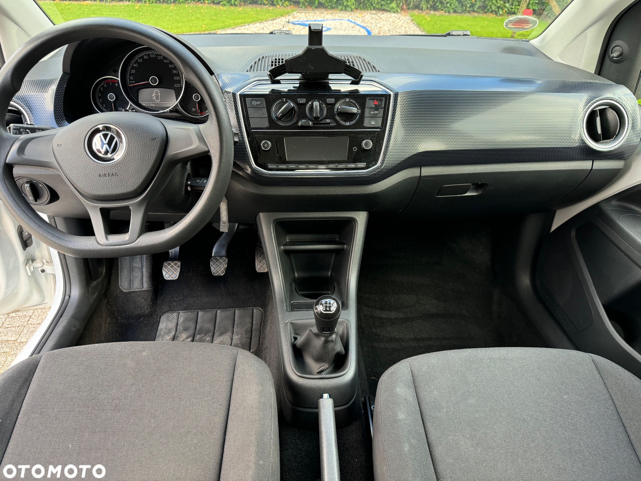 Volkswagen up! - 8