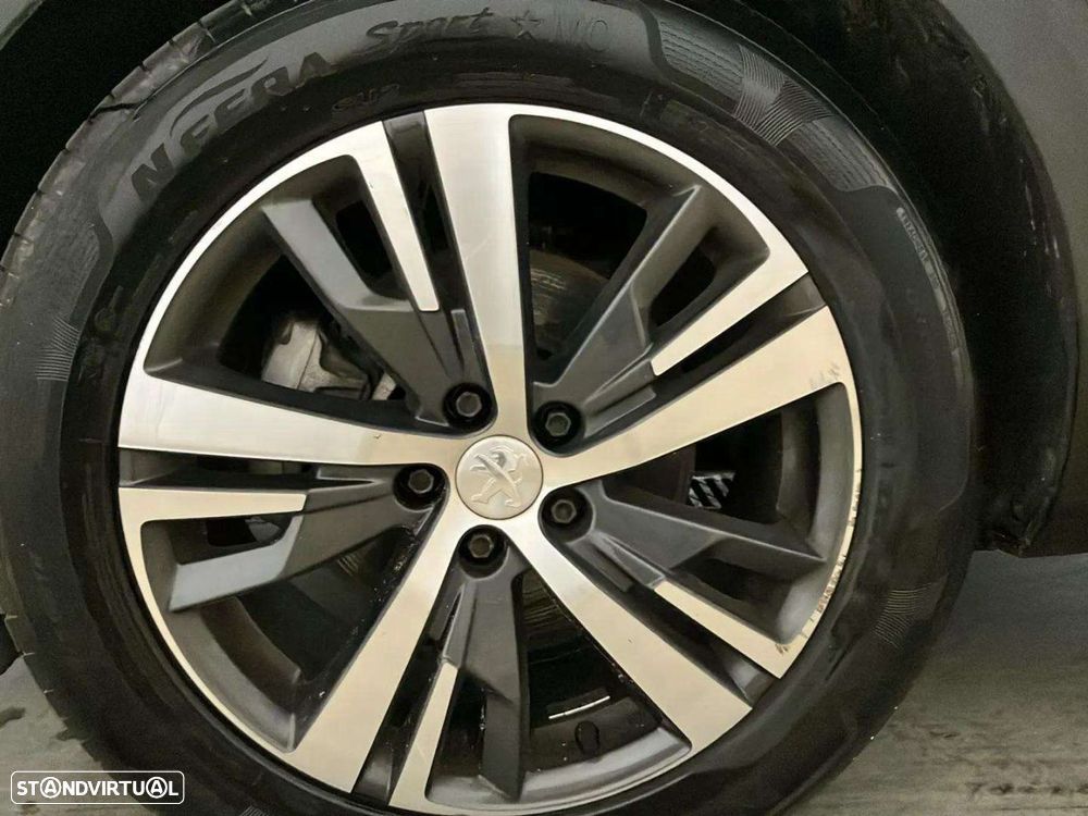 Peugeot 5008 1.5 BlueHDi Allure - 9