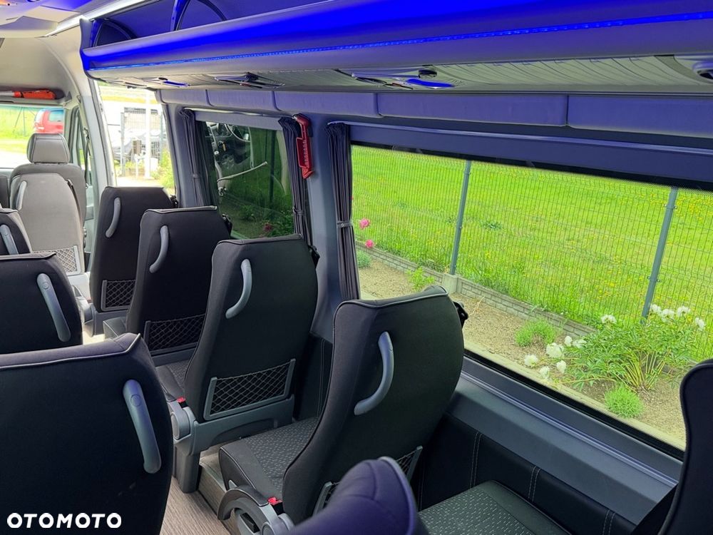 Mercedes-Benz Sprinter 516 - 22