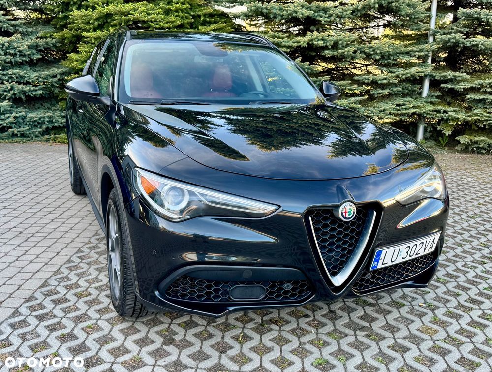 Alfa Romeo Stelvio 2.0 Turbo 16V AT8-Q4 First Edition - 2